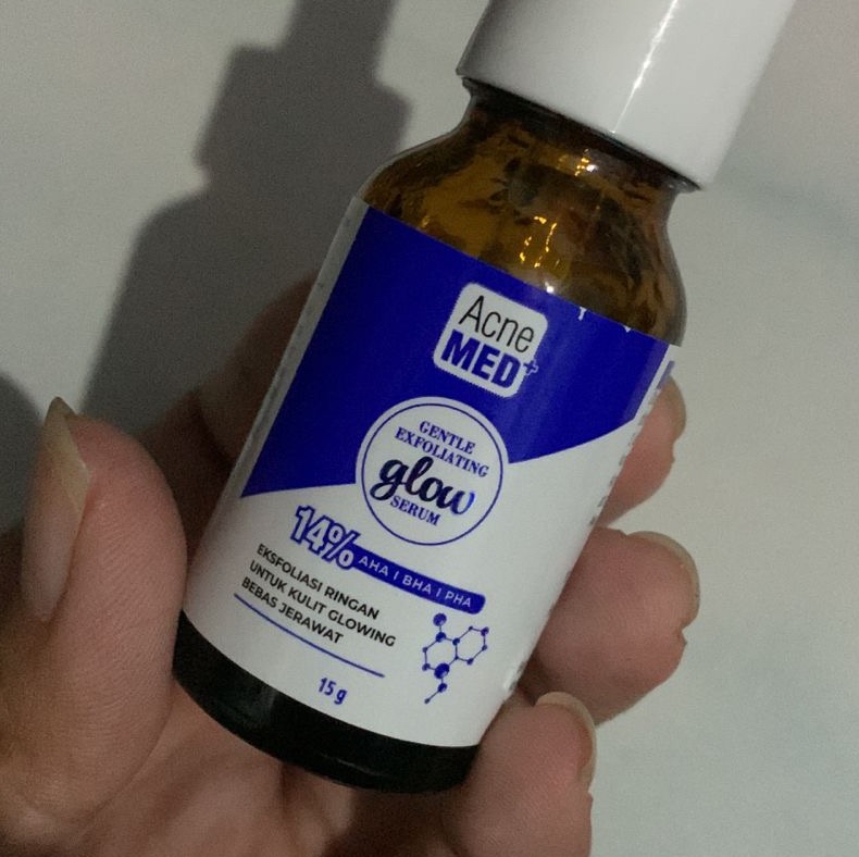 Gentle Exfoliating Glow Serum imgfdn-005a7c1a-0a35-49c4-9a53-fe765def0fd3