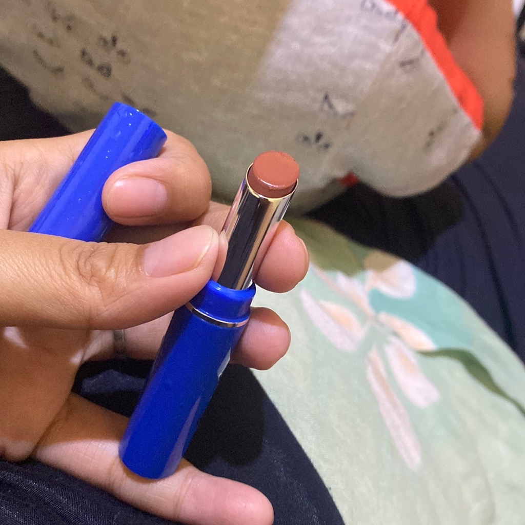 Watercolor Hydrating Lipstick - Nude Brown imgfdn-b6a80d64-6298-4047-93e4-b80752858766