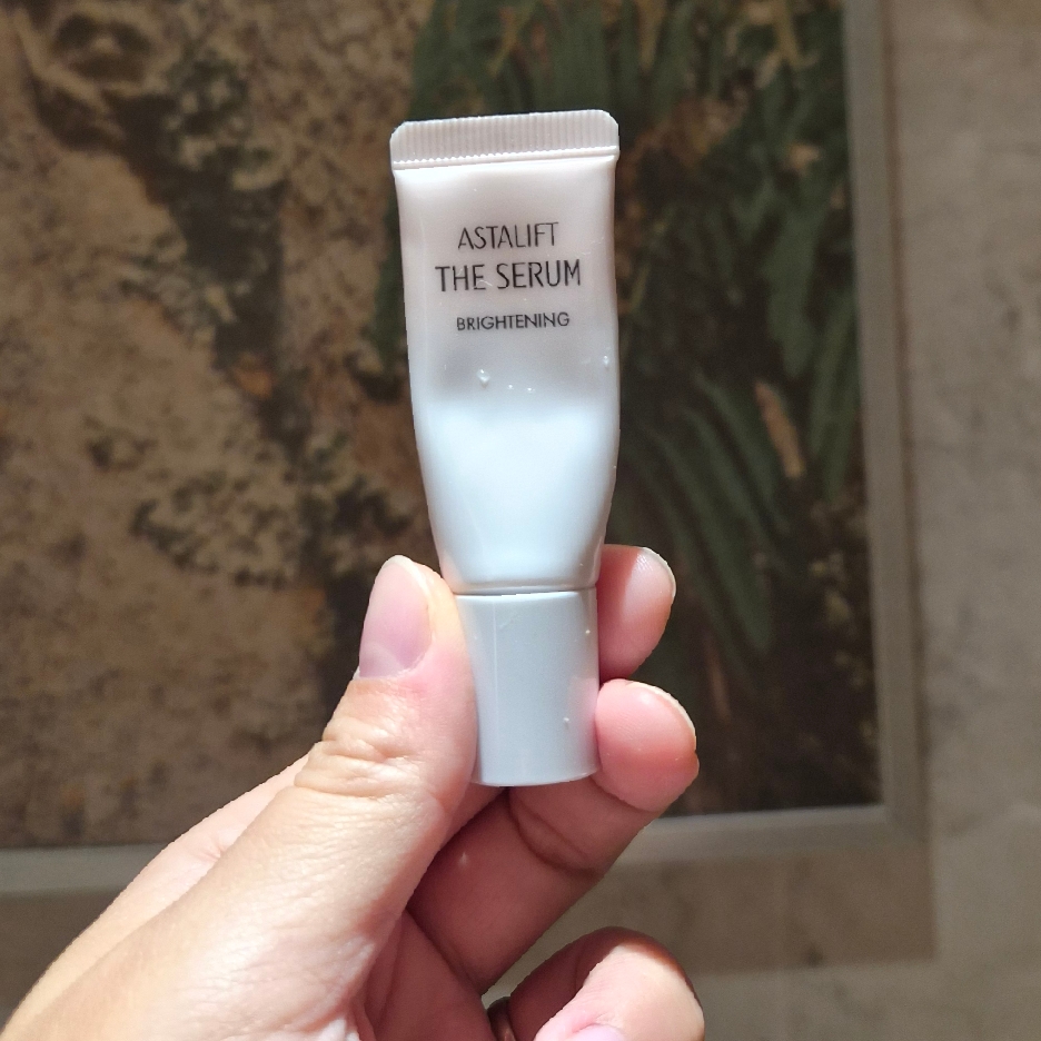 The Serum Brightening imgfdn-c43aae9f-d5b2-490c-a9c5-c7cd51aa0aa3