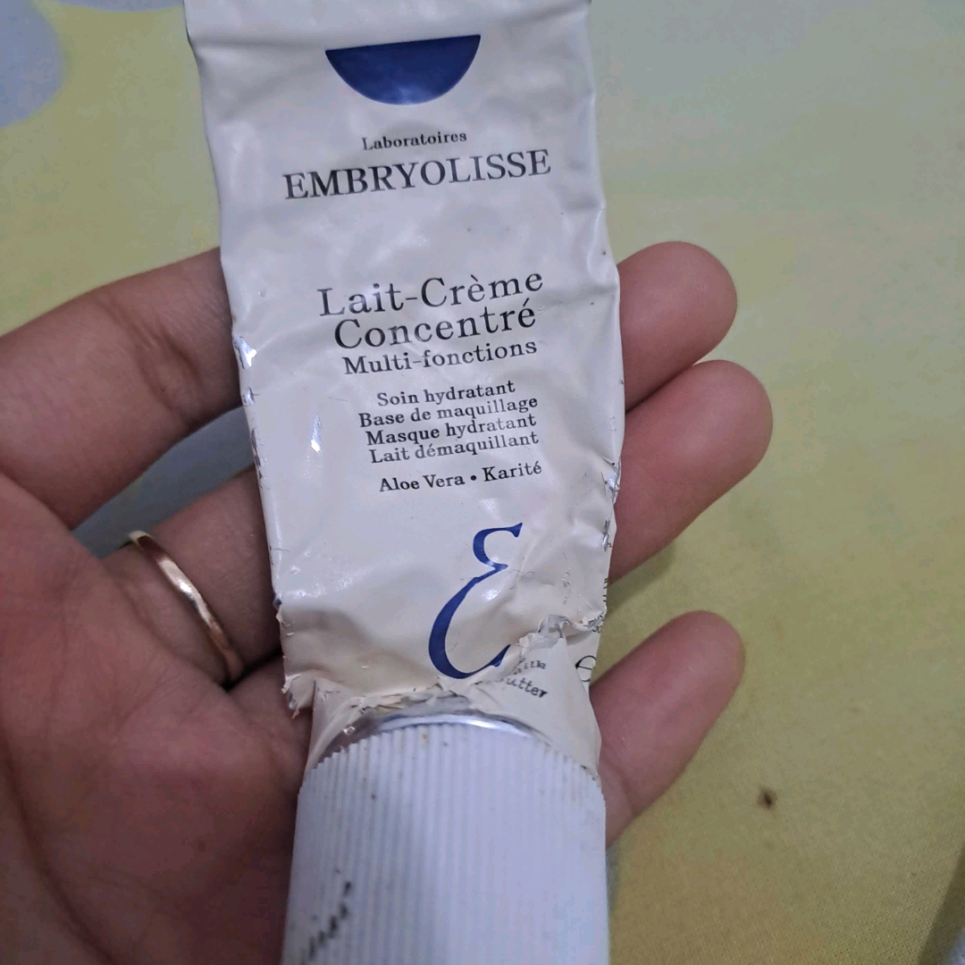 Lait Crème Sensitive imgfdn-b1015a13-e31e-43ed-8708-308913050ff8