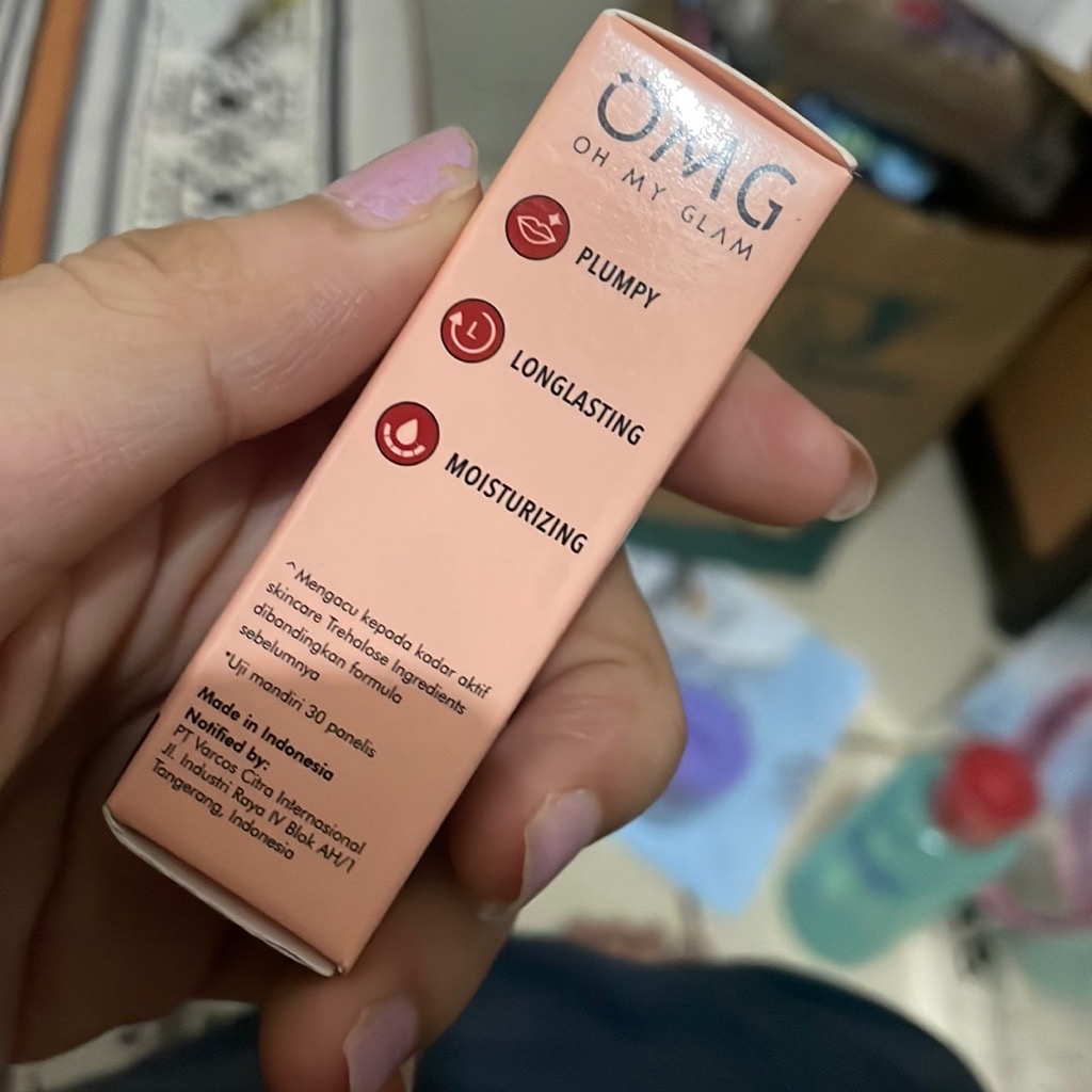 Oh My Glam Mattelast Lip Cream - 19 Spiced imgfdn-eb4f3d02-4bf8-4df7-8a34-c0a9a01ce652