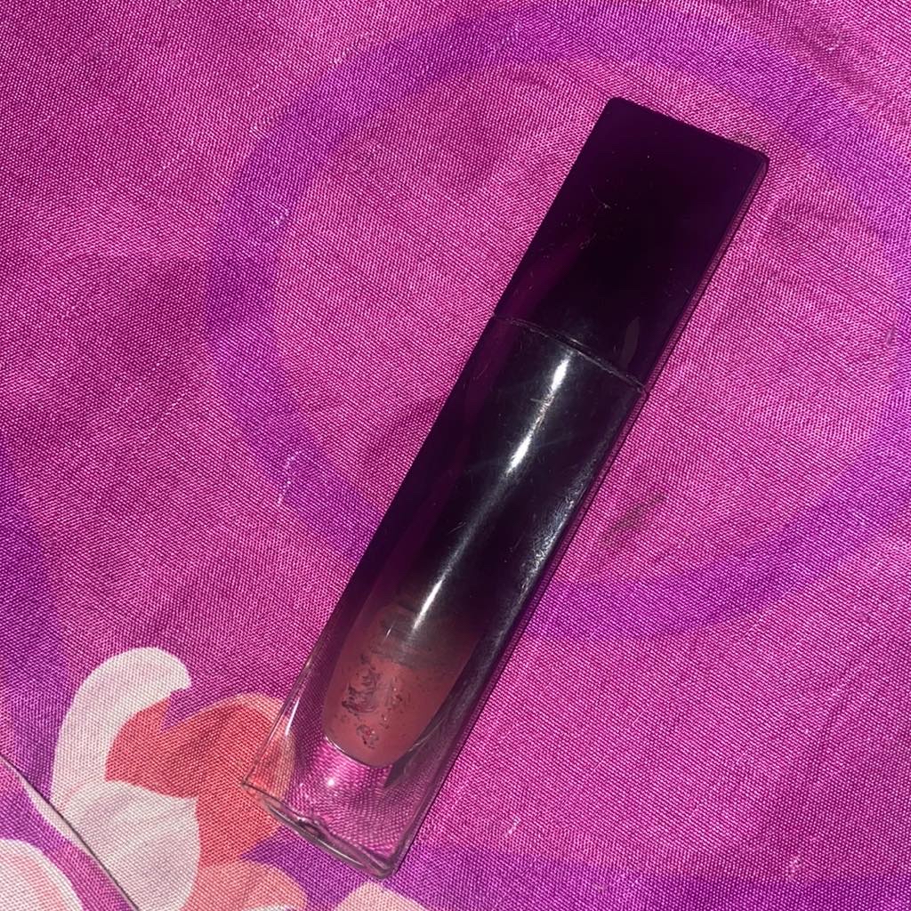 Stellar Dust Lip Stain - 004 Mauvion imgfdn-4149c2f4-7a00-4cdf-8f0b-556f9c55e24b