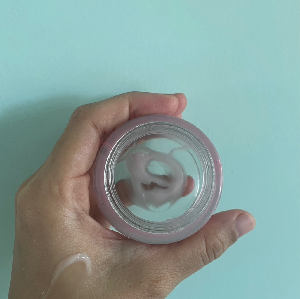 Ultra Light Biome Brightening Moisturizer Gel imgfdn-9506ad19-7295-4bb9-b45e-f933c2d6c927
