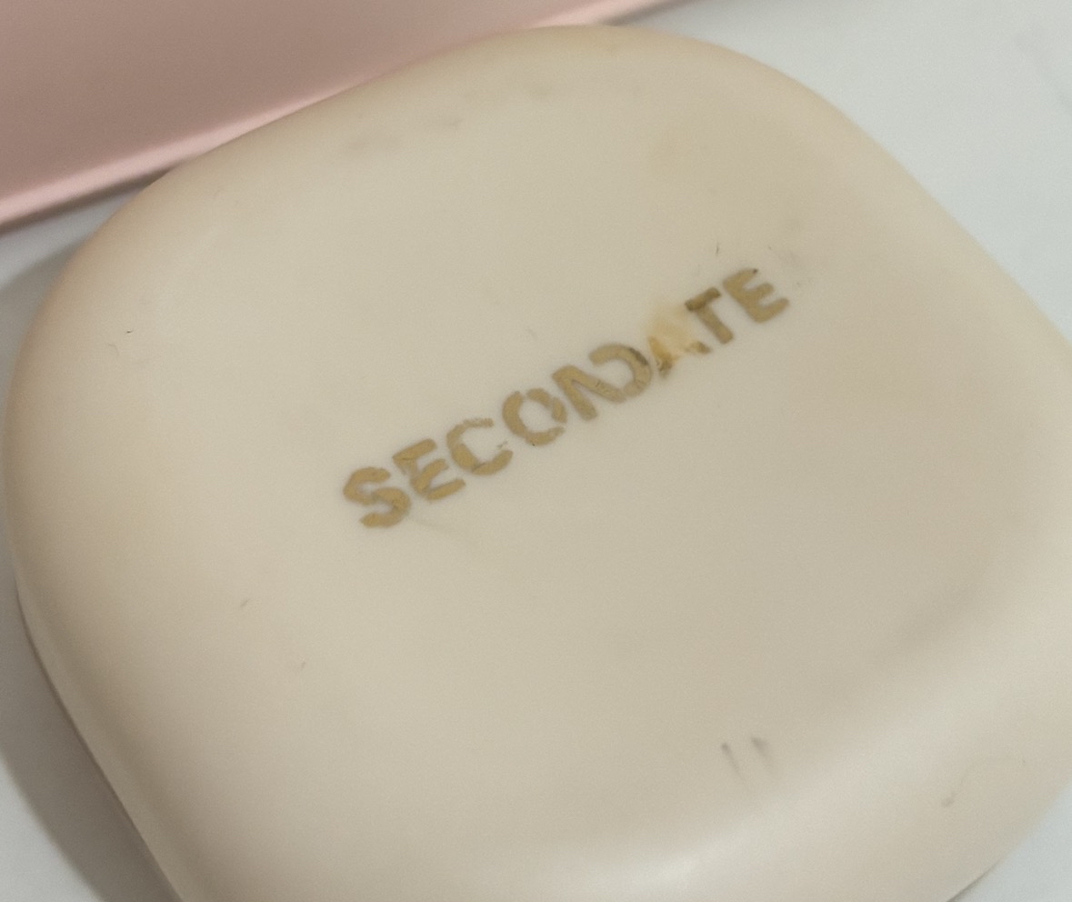 Silky Blur Powder - N10 Light Beige imgfdn-39cdffeb-f295-4e24-90cd-c2ff926a6dac
