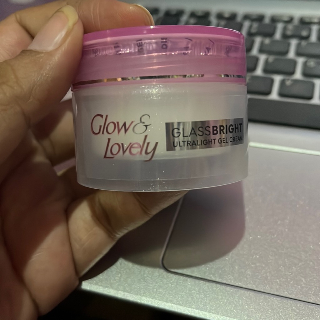 Glassbright Ultralight Gel Cream imgfdn-d729ed43-6a20-4756-b568-b12aea5ae9c7