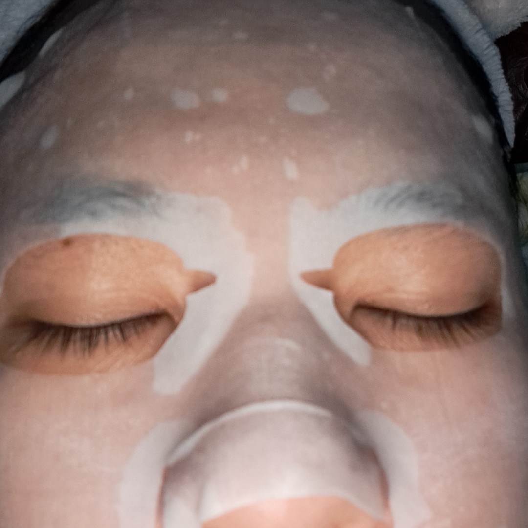 Clear Facial Sheet Mask imgfdn-3f0aa6a5-9447-4185-9a39-17da68576da1