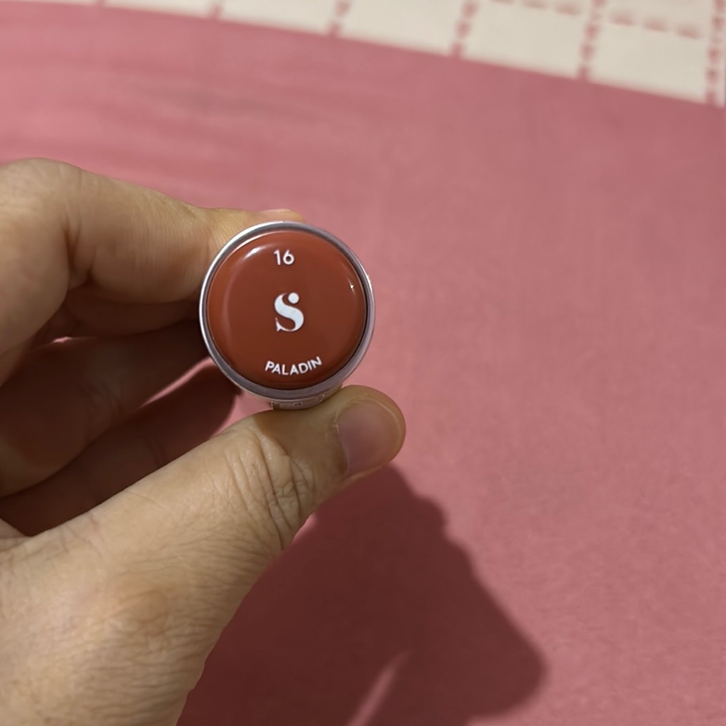Checkmatte Transferproof Lipstick - 16 Paladin imgfdn-d6f256b0-f29e-4564-8925-e8c244649a21