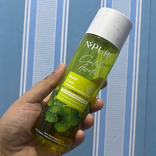 Centella Asiatica Acne Clear Hydrating & Calming Toner imgfdn-b552bf75-822a-4e1e-92ab-1ad318d70957