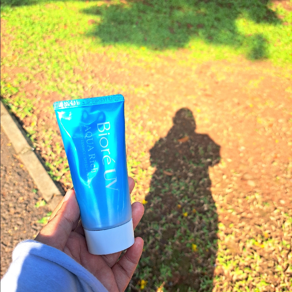UV Aqua Rich Watery Gel SPF 50+/PA++++ imgfdn-fe018365-a2b6-4f88-a7e9-4608987e746e