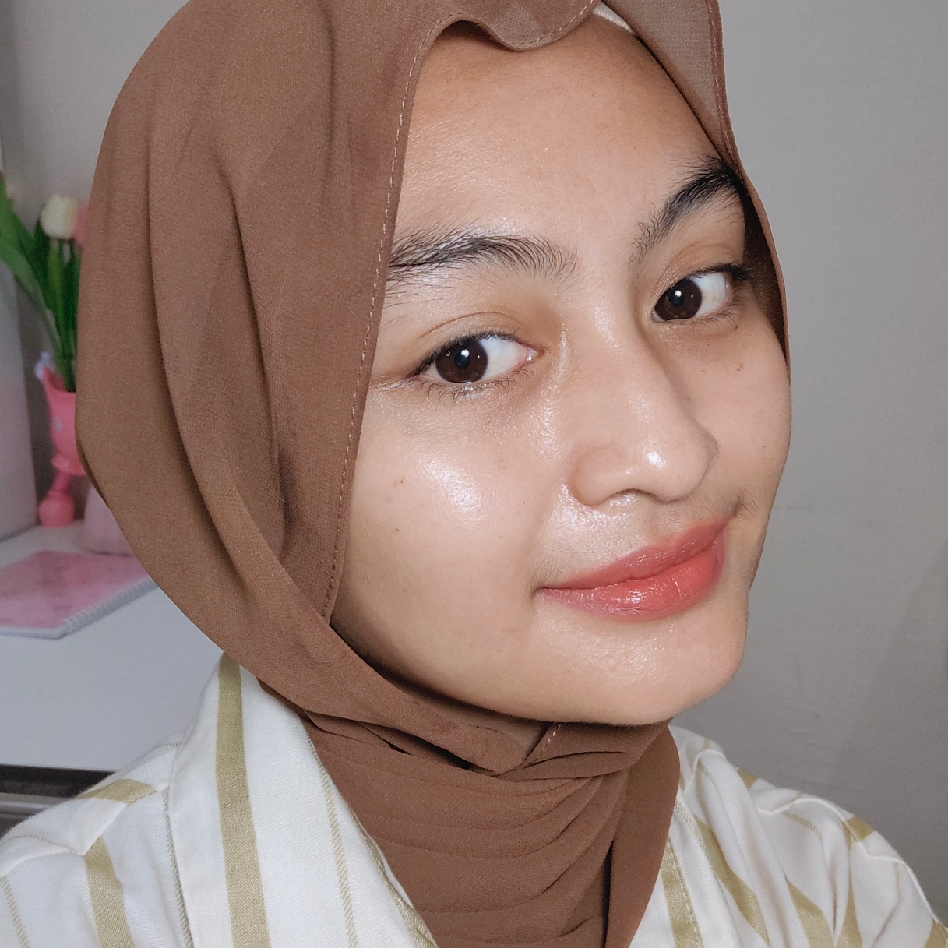 Skin Ready Hydrating Booster imgfdn-4e9bc551-34d6-4c7d-be20-bb66c50a90f0