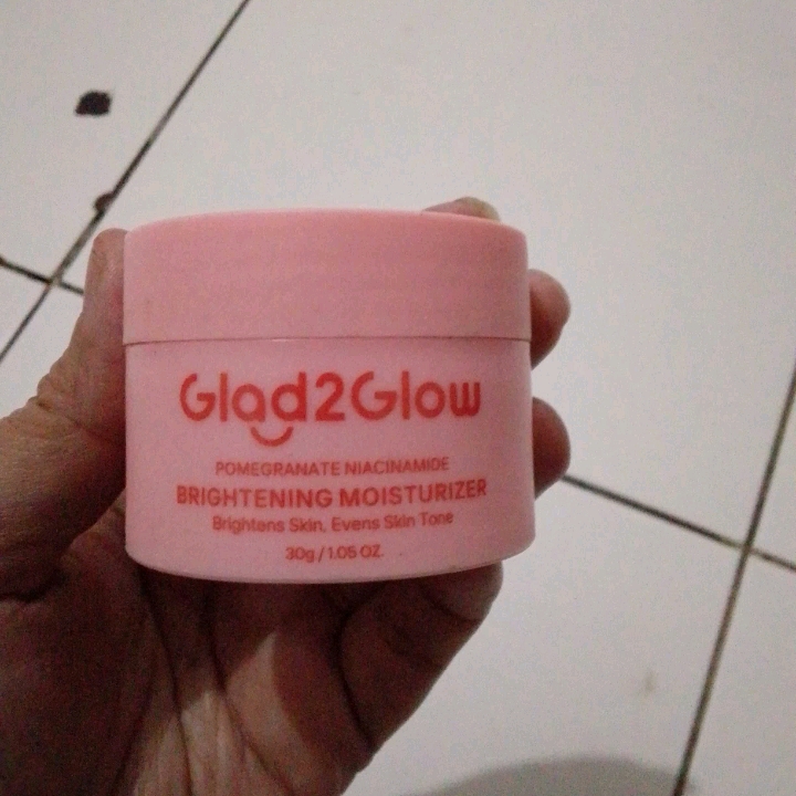 Pomegranate 5% Niacinamide Brightening Moisturizer imgfdn-07552ab1-533f-4da0-9348-11b18211a49d