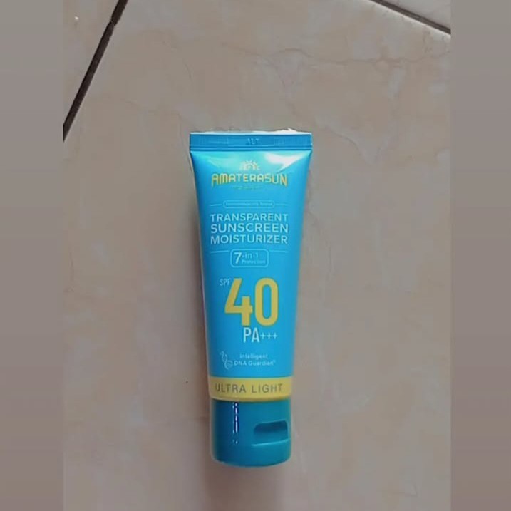 Transparent Sunscreen Moisturizer SPF 43 PA+++ imgfdn-9dac95b5-cbe2-4f4f-89f0-6d04d5b30ef3