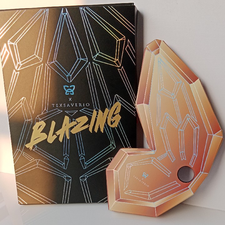 Haute Holochrome Palette x Tex Saverio - Blazing imgfdn-06332547-8818-47e7-b991-0e79d5d80c5c