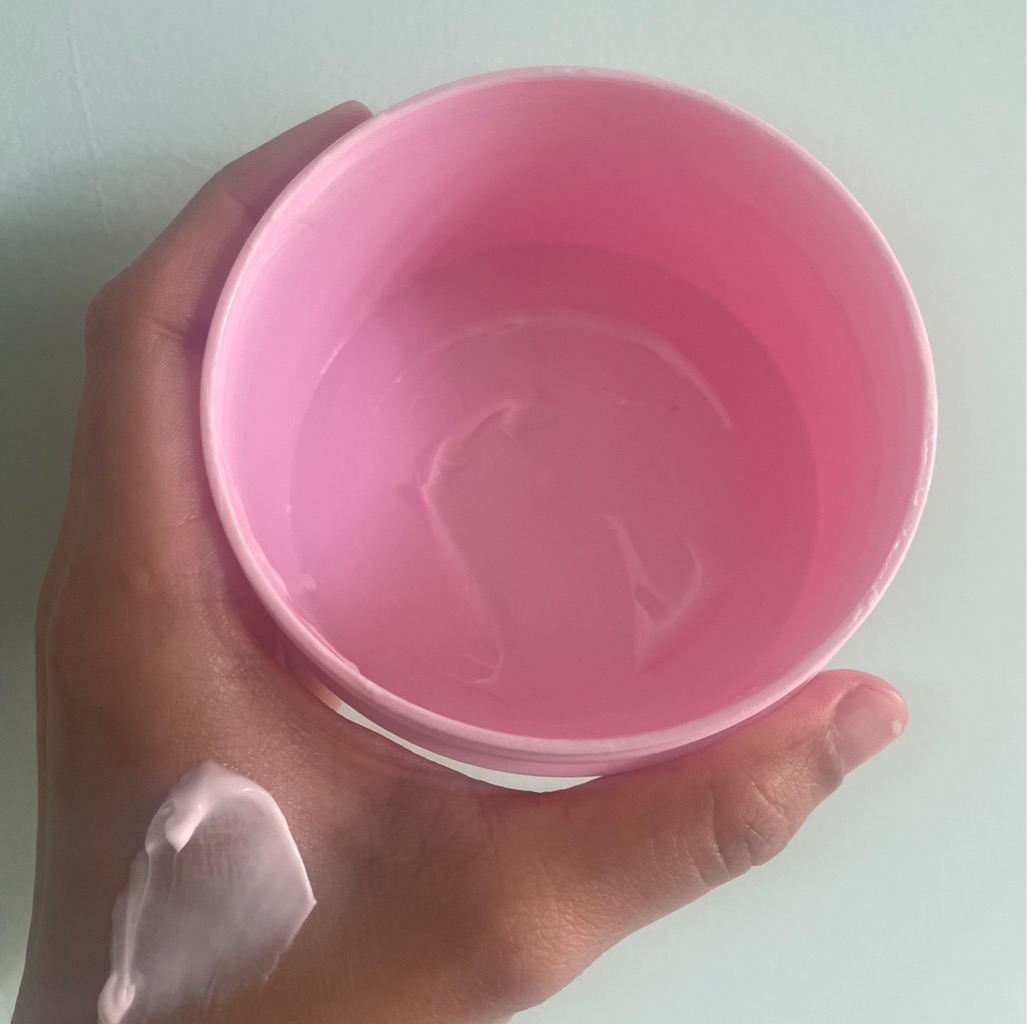 Body Butter - Rose imgfdn-557d2ab6-be36-46f3-863a-8377874b9139