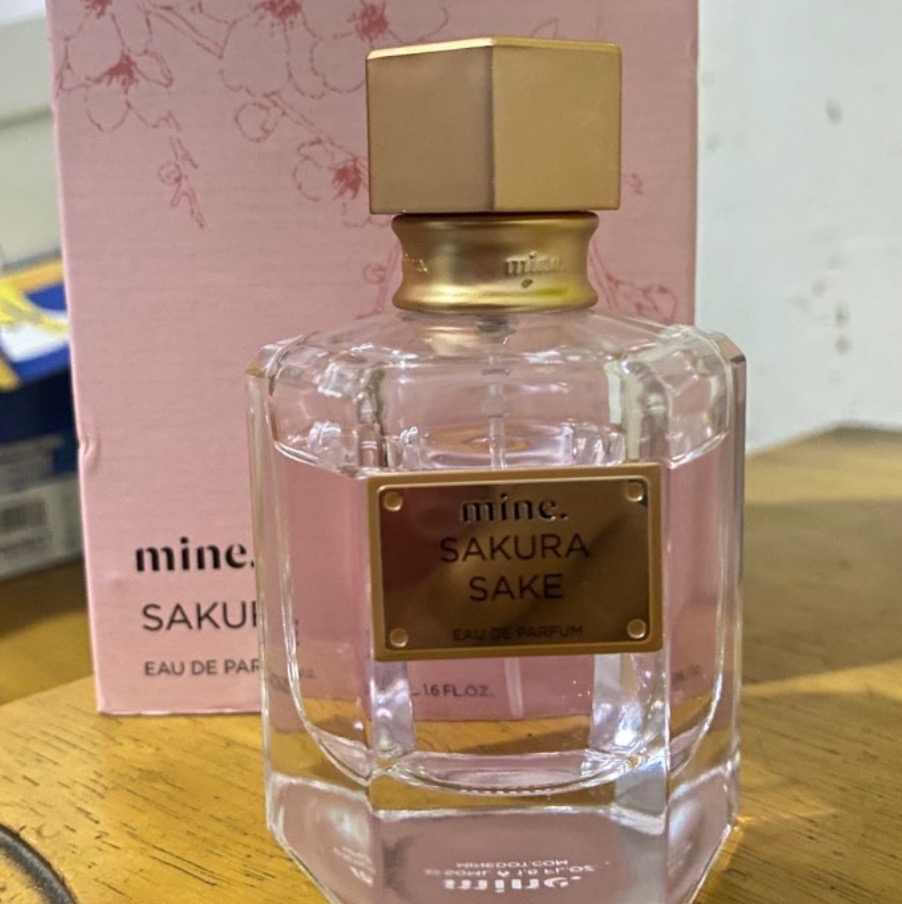 Sakura Sake imgfdn-8d27cac9-edbc-43d5-8d01-e1b9ca972a28