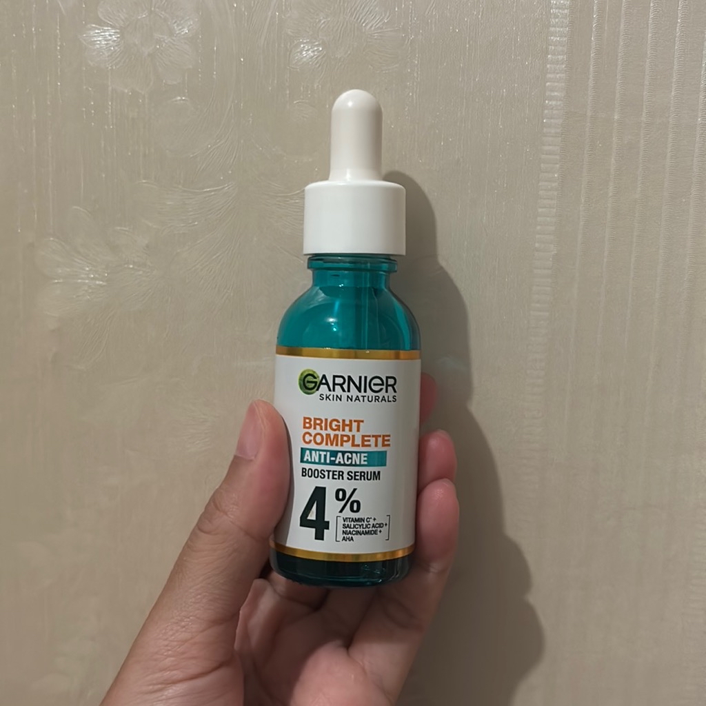 Bright Complete Anti Acne Booster Serum imgfdn-624eacb7-3541-46df-83ac-a06ddae319df