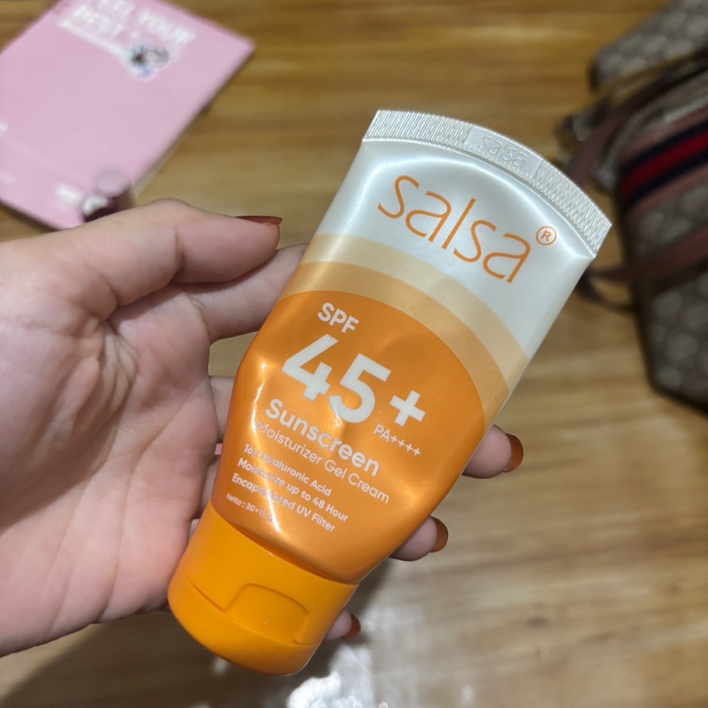 Sunscreen Moisturizer Gel Cream SPF 45+ PA++++ imgfdn-0fb724e6-744d-4ad2-9118-d070ba73e46a
