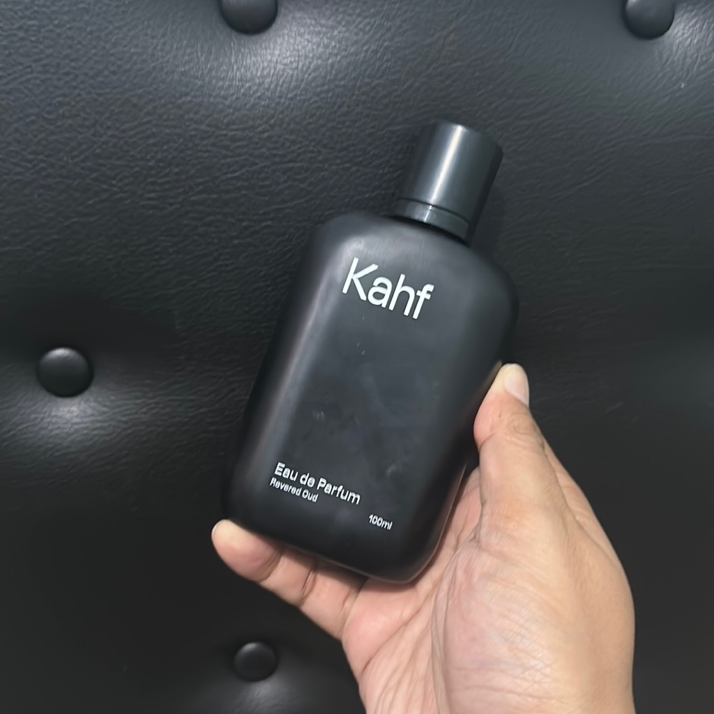 Revered Oud Eau De Parfum imgfdn-bcdc2f51-313f-487b-aad9-63934688ba88