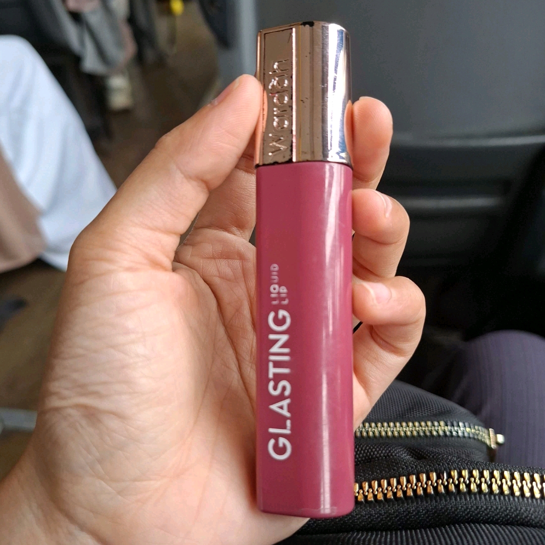 Glasting Liquid Lip - 05 Glazing Berry imgfdn-bd346635-7d59-40ac-b684-f44747e1b795