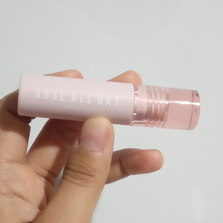 Plush Lip Tint - Opera Night imgfdn-e4ca9201-a2af-46ba-9275-b75f02876345