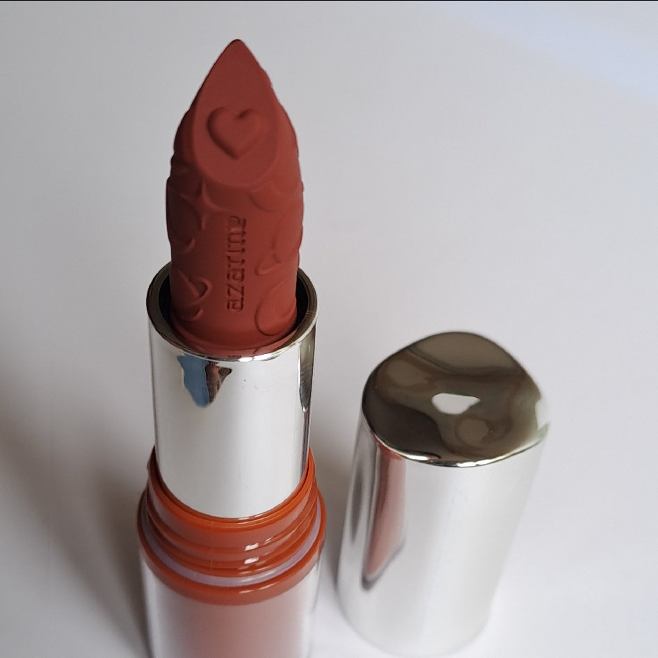 Mattelite Lock Lipstick - 11 Eclipse imgfdn-c33cbd38-e06b-44ed-a778-1a77c69c37a6