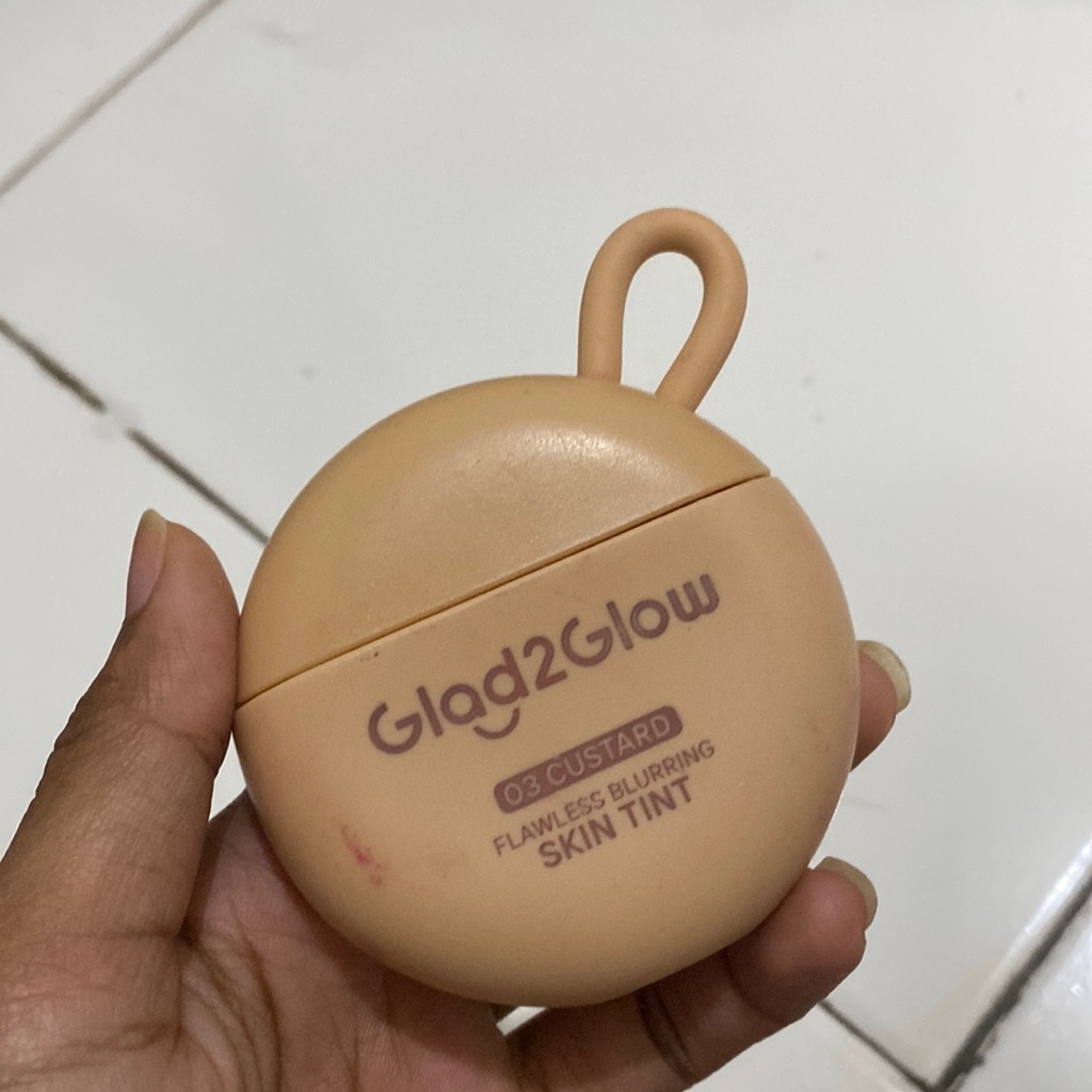 Flawless Blurring Skin Tint - 03 Custard imgfdn-80d01305-126d-42db-a1a9-cf475ba0edf1
