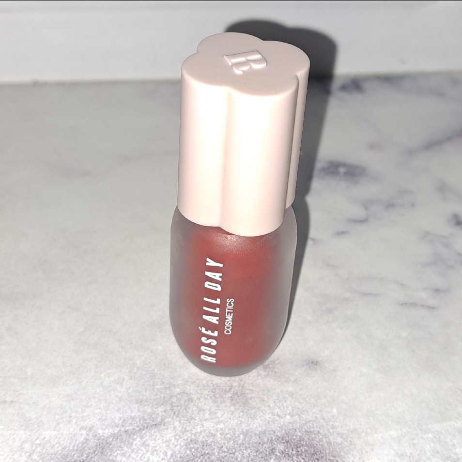 Cheeky Flush Liquid Blush - Ma Chérie imgfdn-733cb70e-980e-4159-ae8a-76fe8b73b10d