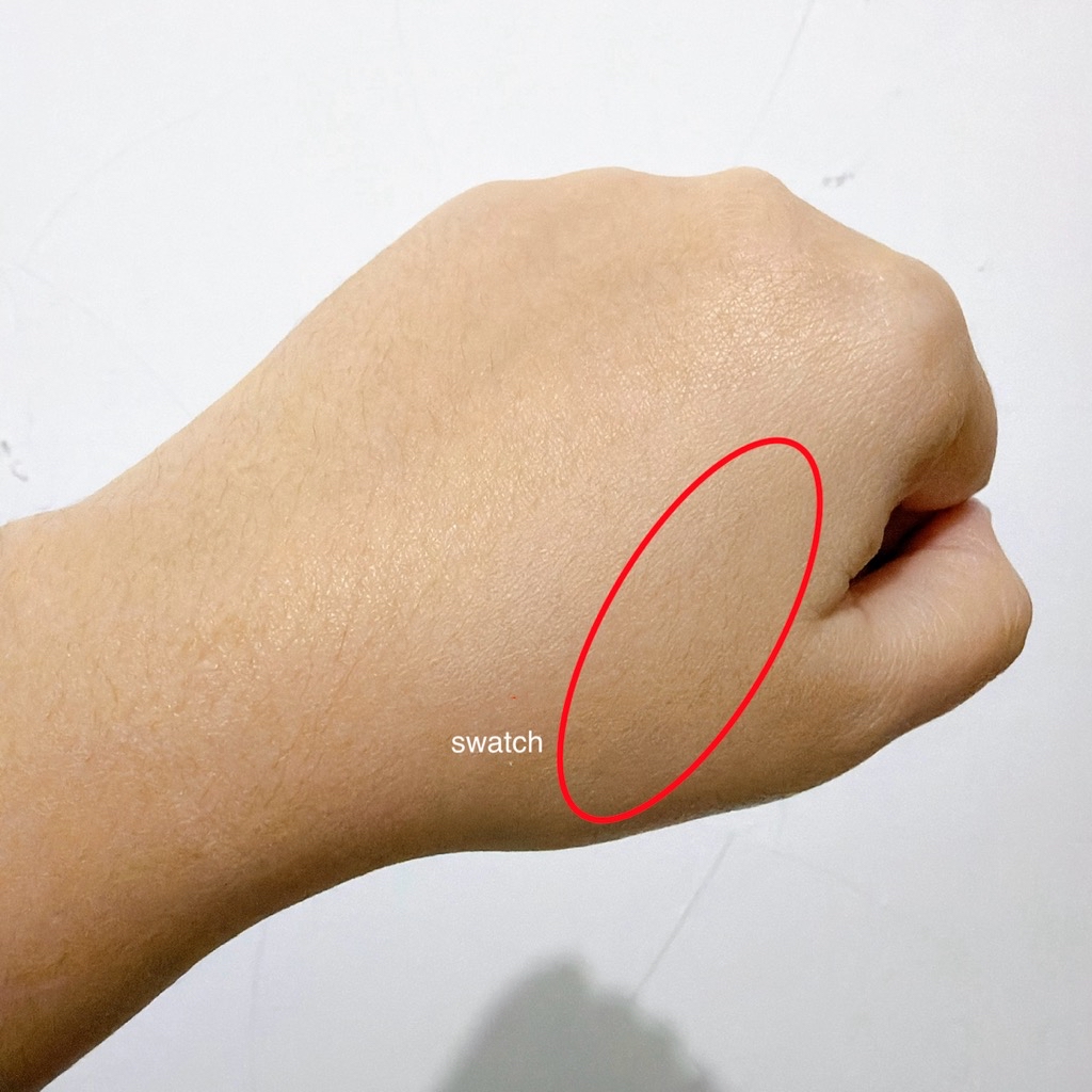 Charlotte Tilbury Airbrush Flawless Finish - Fair imgfdn-e5fd8d64-15fa-46bb-9d1a-89c90a17cec2