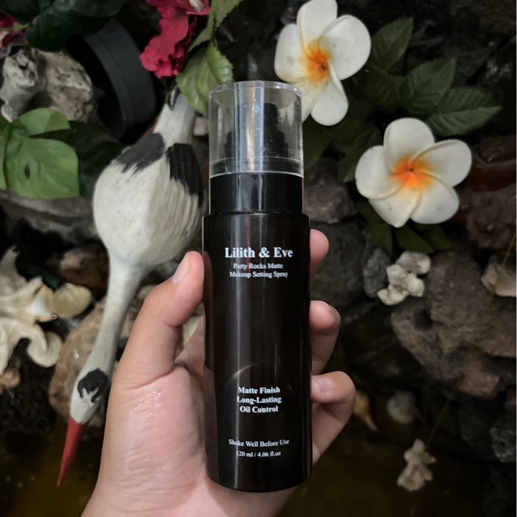 Party Rocks Matte Make Up Setting Spray imgfdn-da57343b-e7ad-48b3-90e1-9c2a4554419c