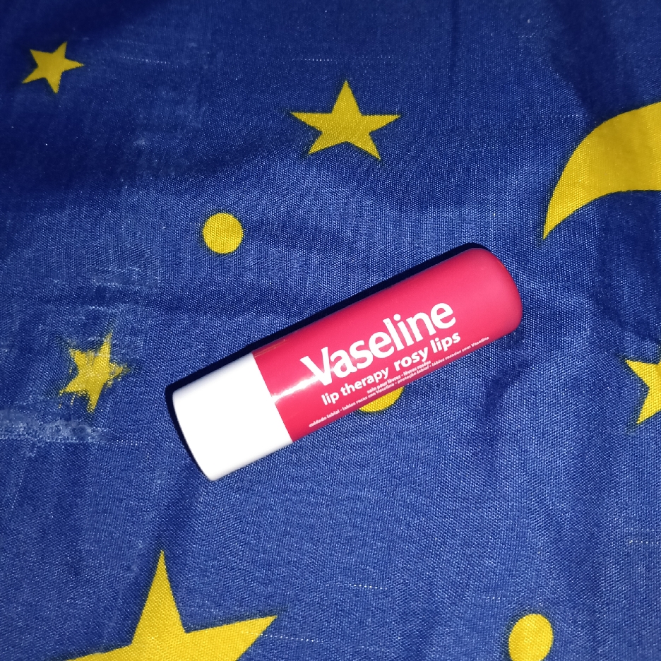 Lip Therapy Stick - Rosy Lips imgfdn-63e4e11b-1b5c-476b-9dd4-56ce0c7ab34d