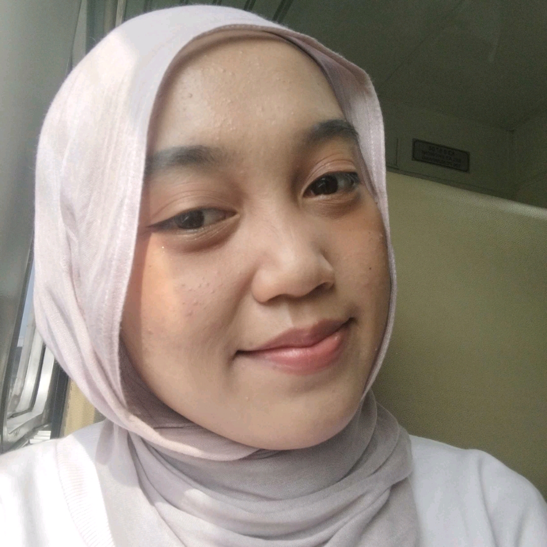 Delicate Translucent Powder with Moisturizer - 02 Neutral imgfdn-1c5b76d2-8480-4d1a-b814-5f8e4ac5c984