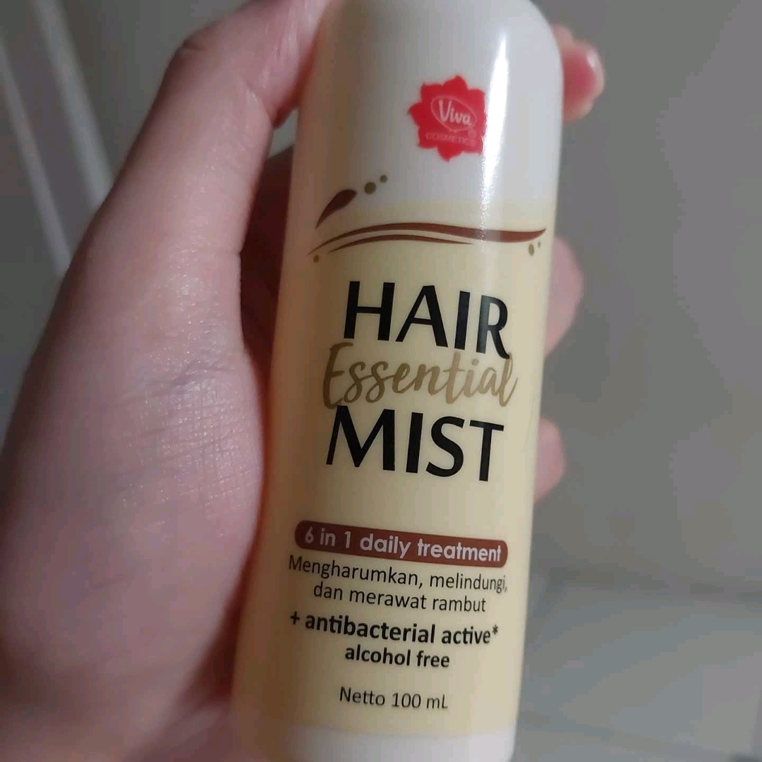 Hair Essential Mist imgfdn-8b8efbec-2b28-46fd-bb11-05d0f1397cdd