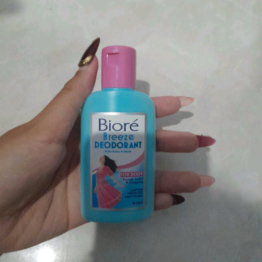 Breeze Deodorant Gel - Minty Floral imgfdn-6319d865-3a07-4999-96a6-ce4e88f986ae