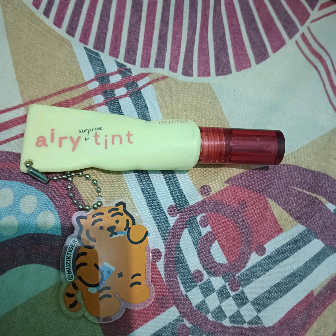 Airy Surprise Tint - 11 So Fetch imgfdn-eaae37cc-d819-4fe0-9a6e-73e230fd3d72