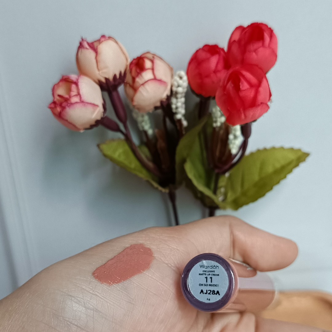 Exclusive Matte Lip Cream - 11 Oh So Nude - Reformulation in May 2023 imgfdn-7f222240-87e9-45a2-bcdc-680137e58da1