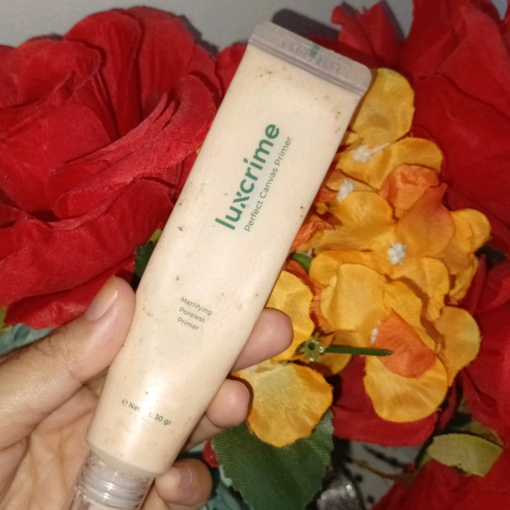 Perfect Canvas Mattifying Poreless Primer imgfdn-54c24cde-c39c-49ca-96c2-bf619d63452b