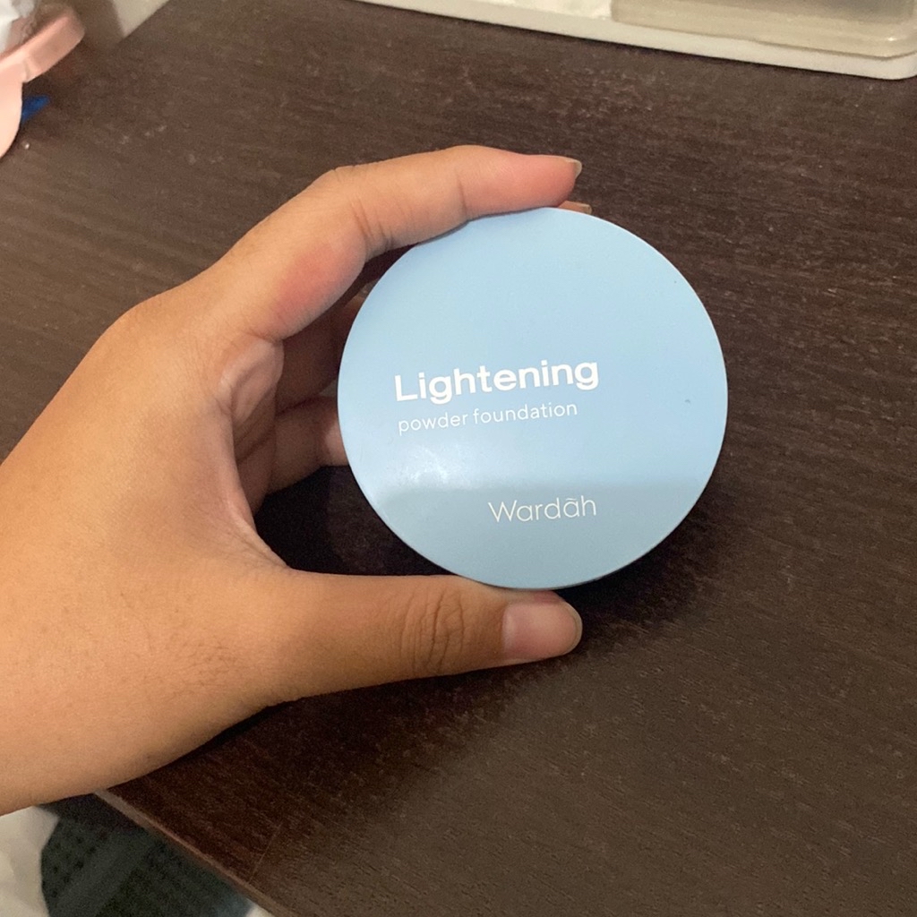 Lightening Powder Foundation Light Feel - 02 Pink Beige (31C) - Reformulation in October 2023 imgfdn-77755e0d-f3b0-422d-b6c7-22ef45d9947e