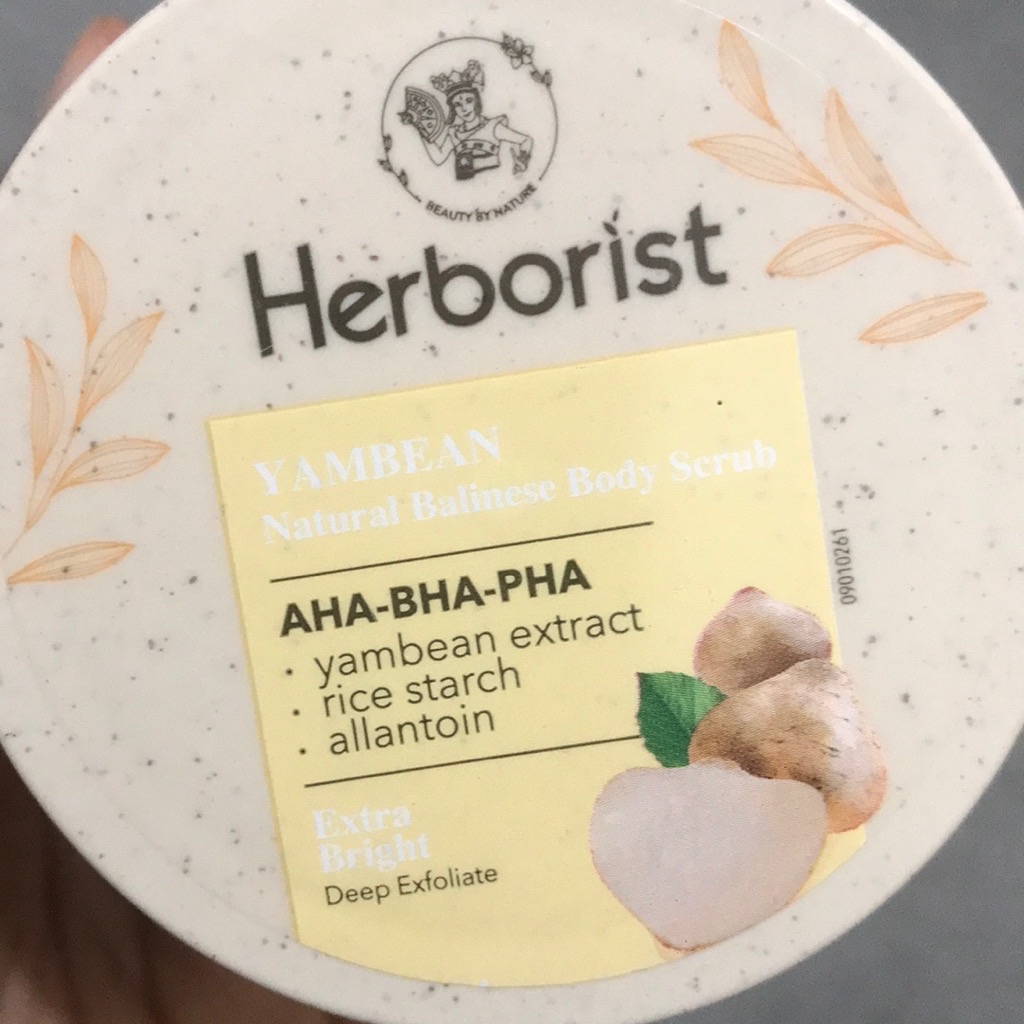 Natural Balinese Body Scrub AHA BHA PHA - Yambeam imgfdn-ea819d89-997c-4a34-a6a2-55b8fe85d861