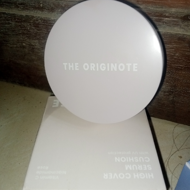High Cover Serum Cushion - Light Beige imgfdn-c04d2975-a838-4c62-b4f6-e535f1b80a62