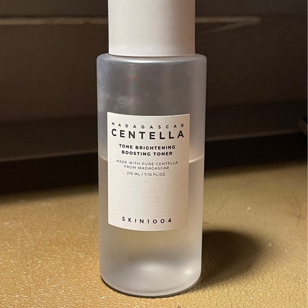 Madagascar Centella Tone Brightening Boosting Toner imgfdn-e8535499-5718-44ce-96bb-5d8b39eeb528