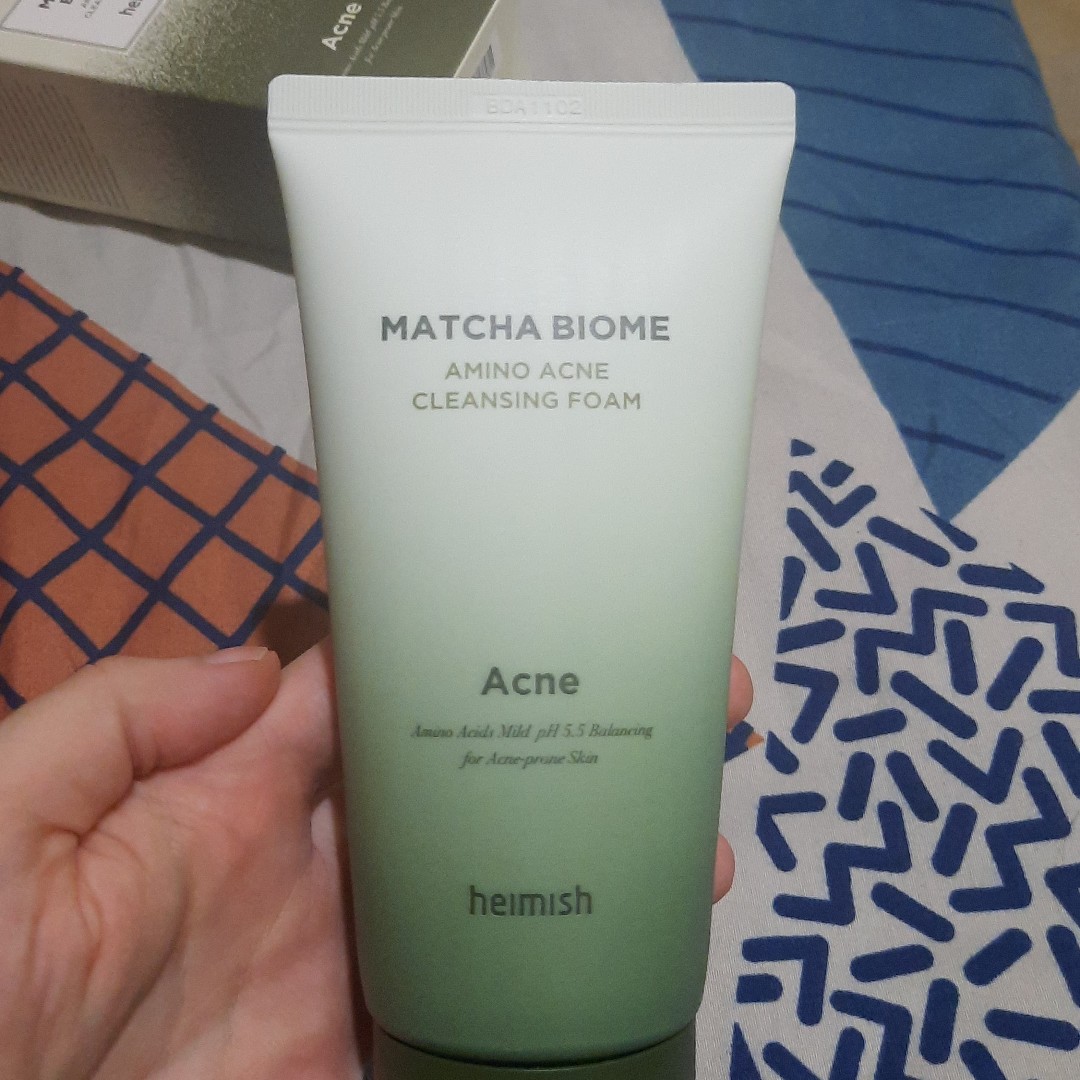 Matcha Biome Amino Acne Cleansing Foam imgfdn-78499eb3-73d8-46c6-8be3-41902fd3bc37