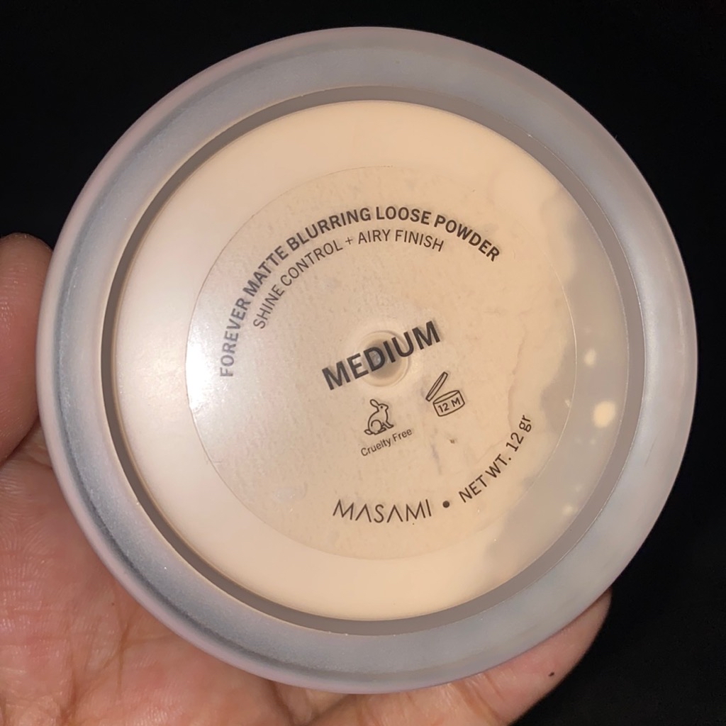 Forever Matte Blurring Loose Powder - Medium imgfdn-3ce45f46-e87c-41ca-b551-1ccd28885e71