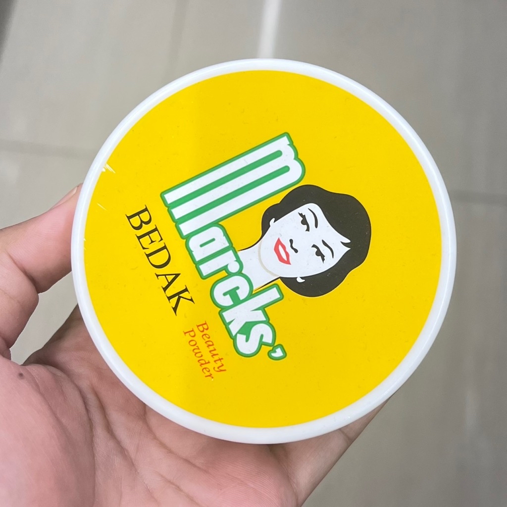 Bedak Beauty Powder - Creme imgfdn-2e81c842-f896-42b4-b867-7519583dae18