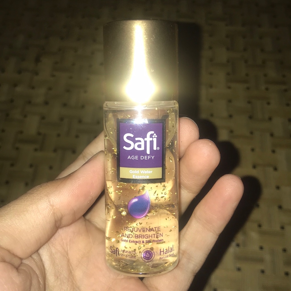 Age Defy Gold Water Essence imgfdn-95dbb332-5c30-4421-9ab8-93c37d5d7ae3