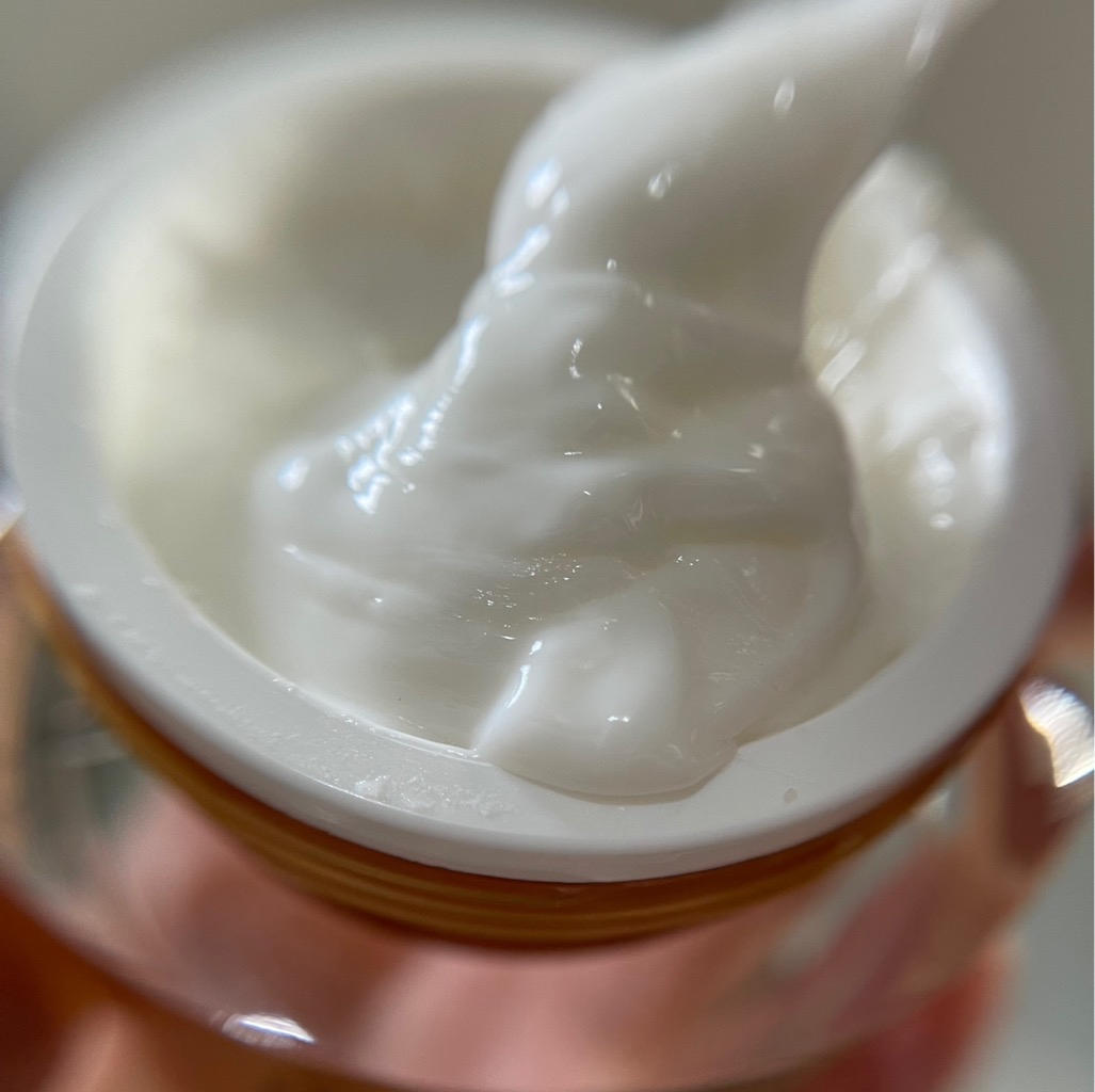 Procollagen Supreme Caviar Revitalizing Face Cream imgfdn-f3847ca3-89ea-4b4f-93a9-87bfa133fce1