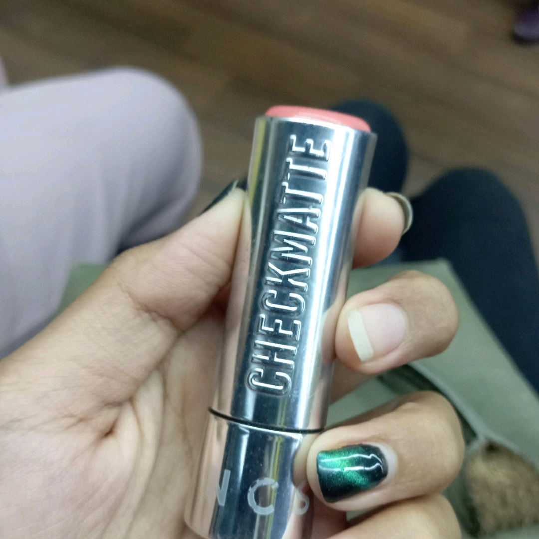 Checkmatte Transferproof Lipstick - 15 Capture imgfdn-5d4ee74a-504d-4b83-8765-6e000089bada