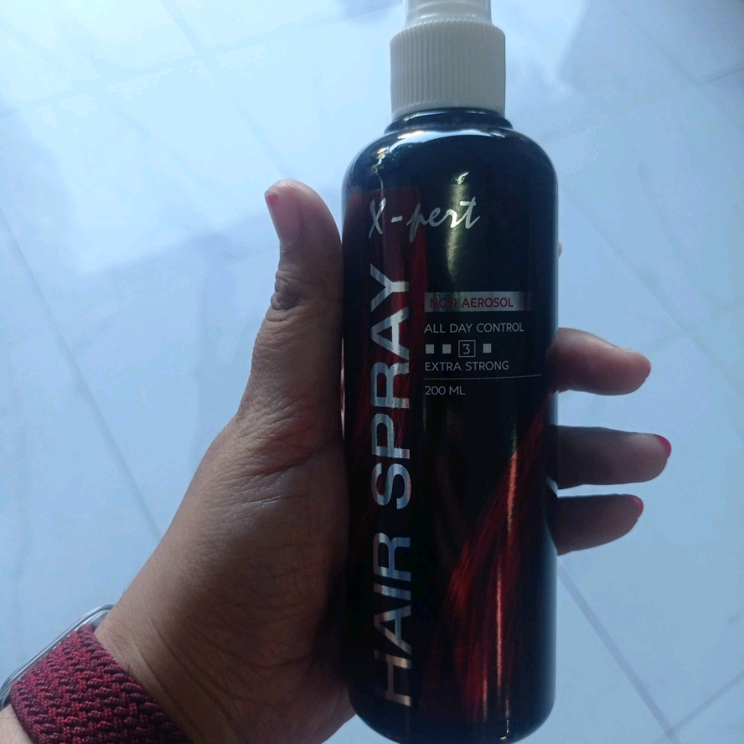 X-pert Non aerosol Hair Spray Extra strong - Non aerosol 200ml imgfdn-2b70006c-6b86-4772-9b38-f68366f4a534