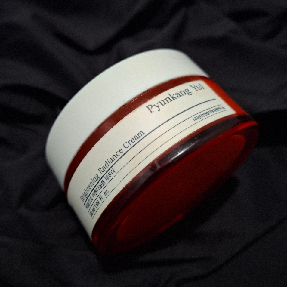 Brightening Radiance Cream imgfdn-5fdf21c6-ab78-4b05-93b4-01ba1f52468d