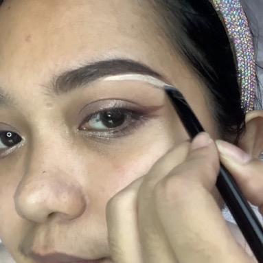 307 Flat Definer Brush 2.0 imgfdn-3a8ddff9-dae8-43e7-8b44-d9d92a22e51e