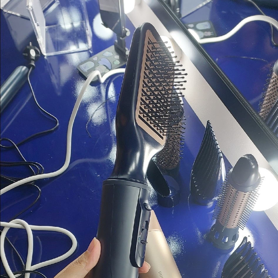 Airstyler 5000 Series BHA530/00 imgfdn-ce80d4ab-81fb-4efc-a2af-19575122abb2